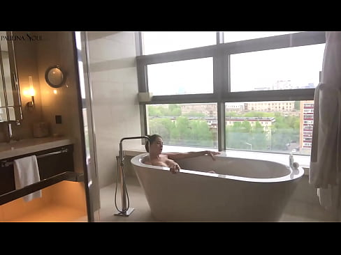 ❤️ Асар бяцхан хүүгийн хүсэл тэмүүлэлтэйгээр jerking унтраах түүний Pussy нь угаалгын өрөөнд ❤️ Супер секс mn.milfnut-net.ru ❤
